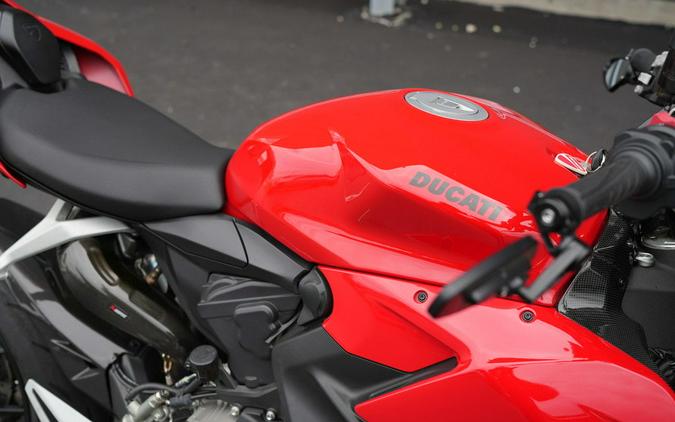 2022 Ducati Streetfighter V2 Ducati Red