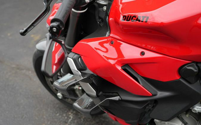 2022 Ducati Streetfighter V2 Ducati Red