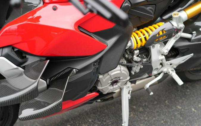 2022 Ducati Streetfighter V2 Ducati Red