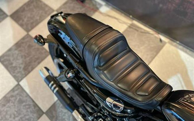 2018 Harley-Davidson Roadster™
