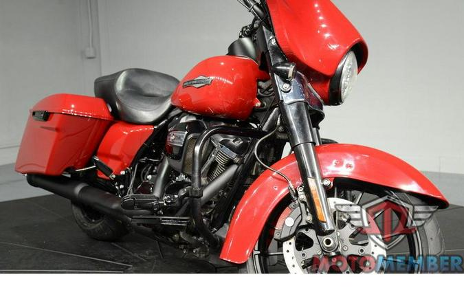 2019 Harley-Davidson FLHXS - Street Glide® Special