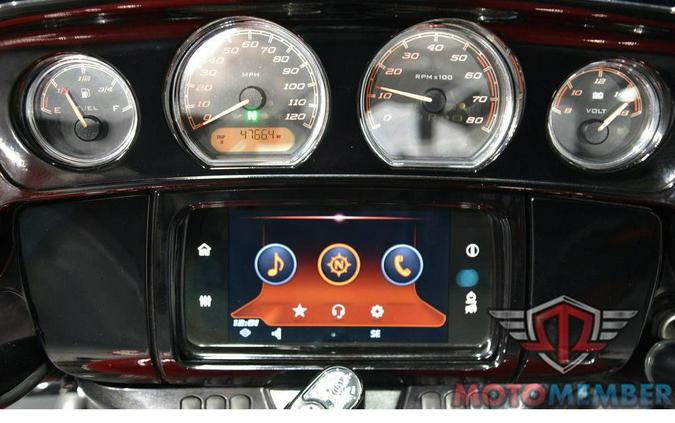 2019 Harley-Davidson FLHXS - Street Glide® Special
