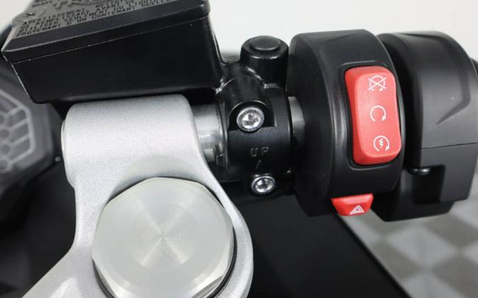 2025 Triumph Daytona 660 Satin Granite/Satin Black 660