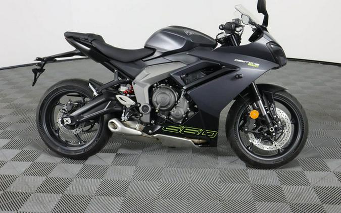 2025 Triumph Daytona 660 Satin Granite/Satin Black 660