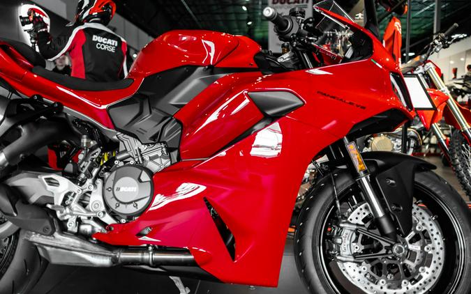 2026 Ducati PANIGALE V2