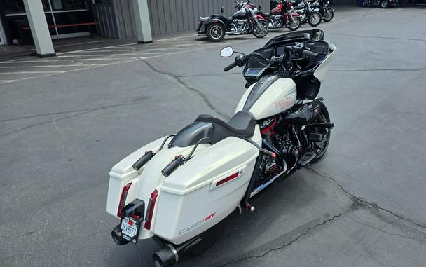 FLTRXSTSE 2024 CVO™ Road Glide® ST