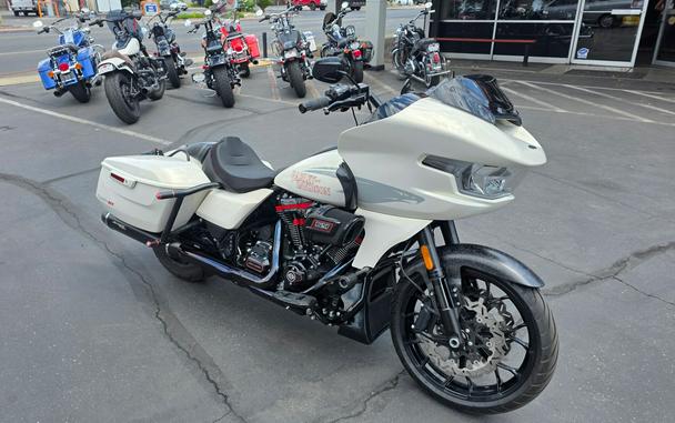 FLTRXSTSE 2024 CVO™ Road Glide® ST
