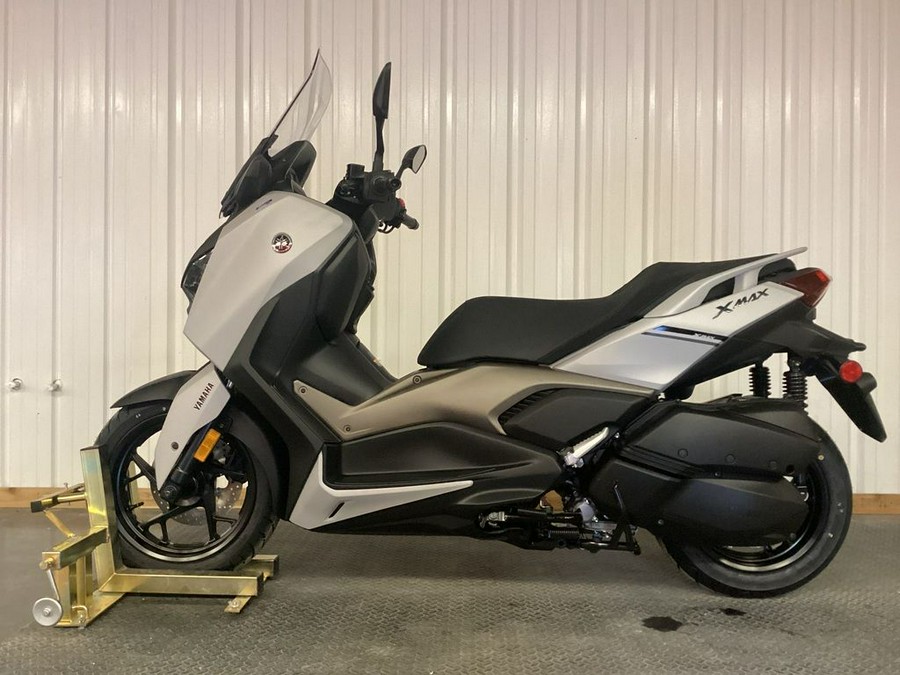 2024 Yamaha XMAX™ Base