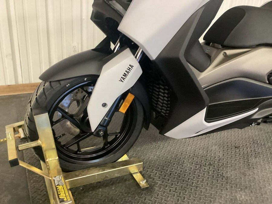 2024 Yamaha XMAX™ Base