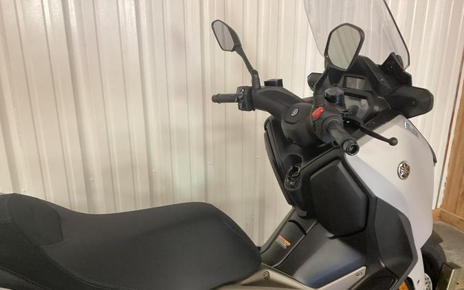 2024 Yamaha XMAX™ Base