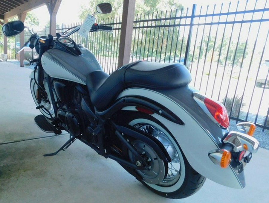 2024 Kawasaki Vulcan 900 Classic