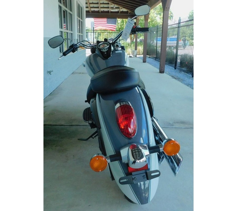 2024 Kawasaki Vulcan 900 Classic