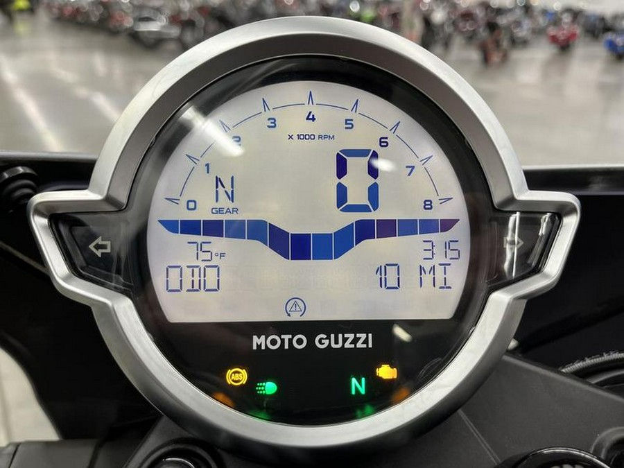 2024 Moto Guzzi V7 Stone Corsa