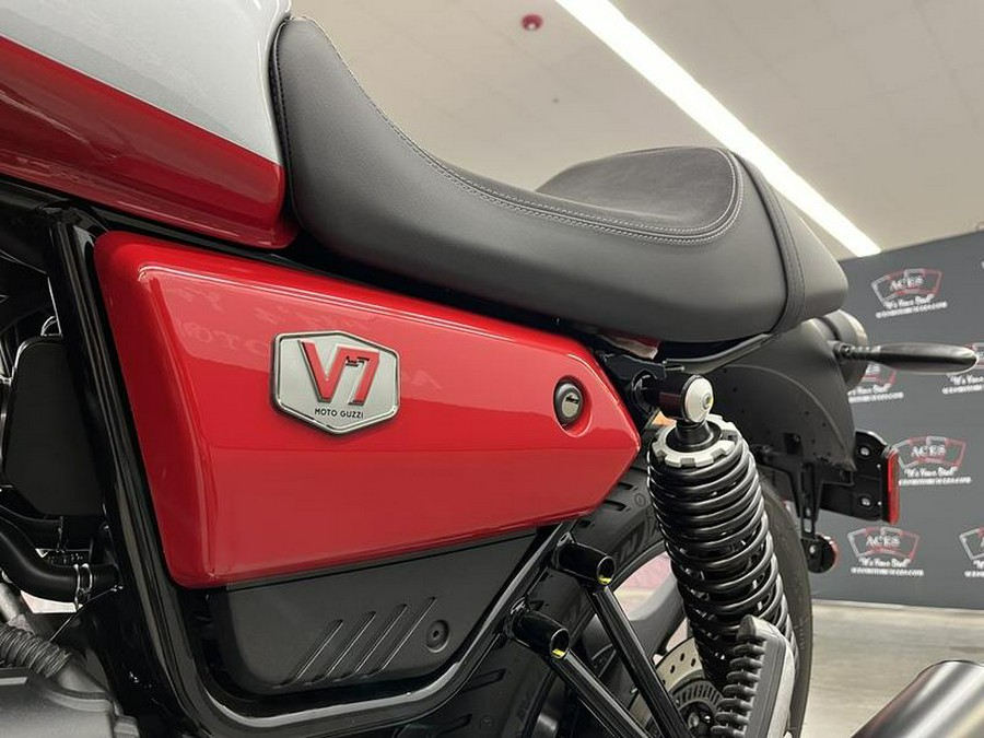 2024 Moto Guzzi V7 Stone Corsa