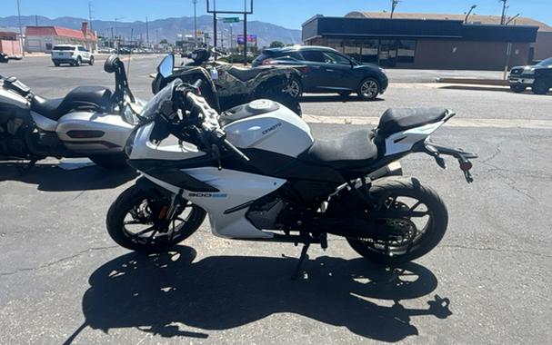 2025 CFMOTO 300SS CF300-5US