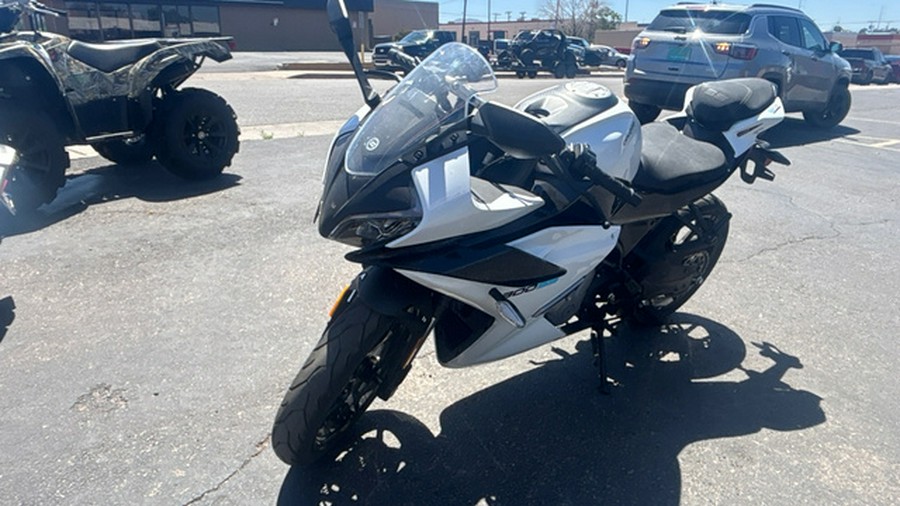 2025 CFMOTO 300SS CF300-5US