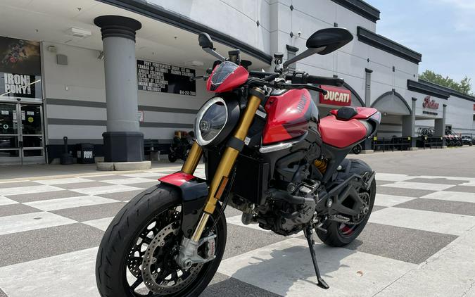2023 Ducati Monster SP