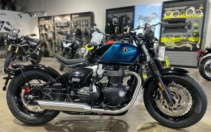 2026 Triumph Bonneville Bobber Interstellar Blue