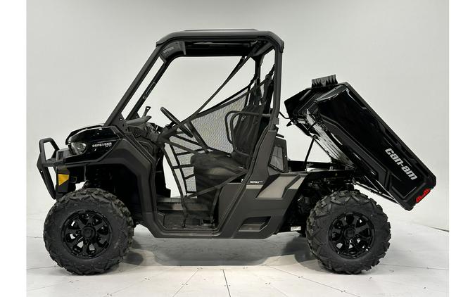 2024 Can-Am Defender XT HD9