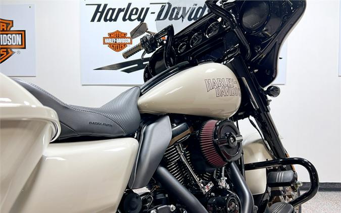 2023 Harley-Davidson Street Glide ST FLHXST 964 Miles White Sand Pearl
