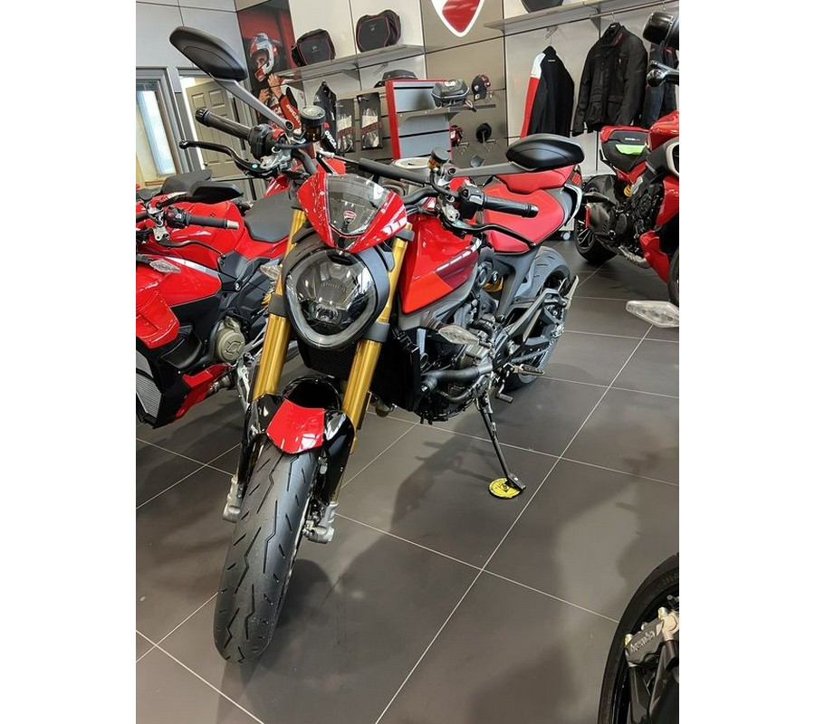 2025 Ducati Monster SP