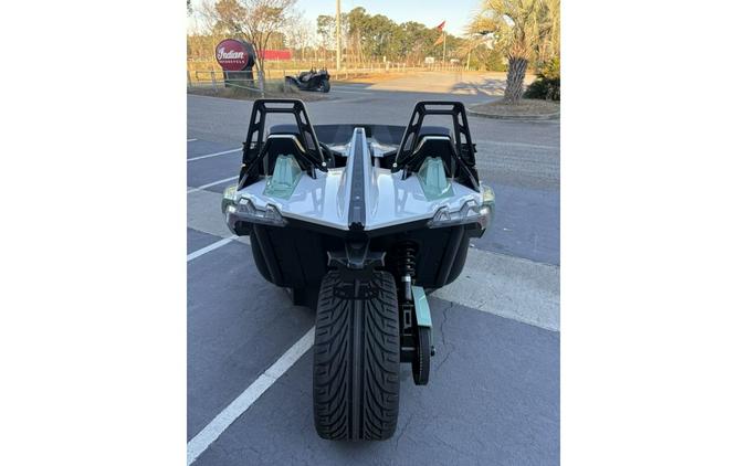 2026 R Manual - Polaris Slingshot®