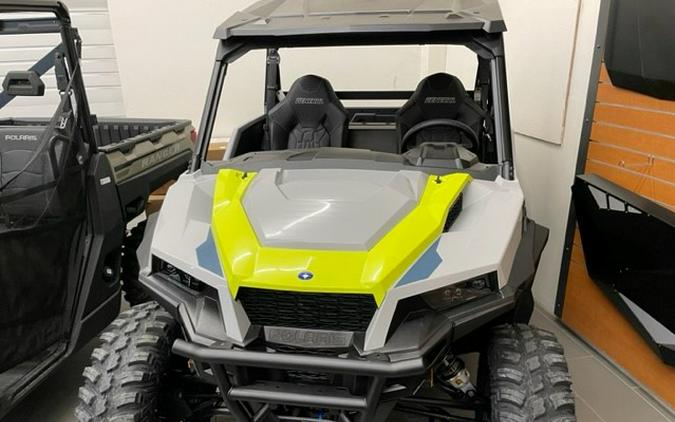 2024 Polaris Industries GENERAL® XP 1000 Sport