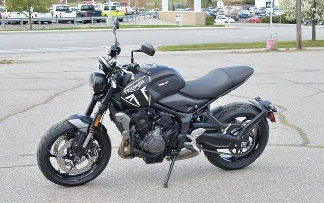 2024 Triumph Trident 660 Matte Jet Black/Matte Silver Ice