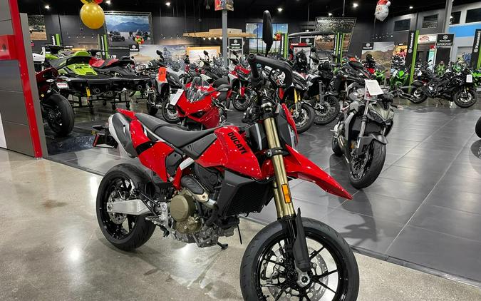 2025 Ducati HYPERMOTARD 698