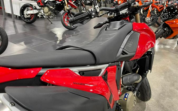 2025 Ducati HYPERMOTARD 698