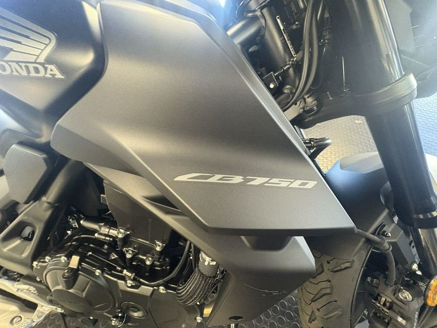 2025 Honda® CB750 Hornet