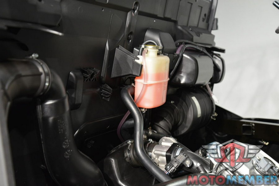 2026 Can-Am Defender MAX HD7