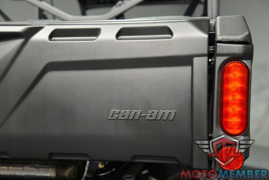 2026 Can-Am Defender MAX HD7