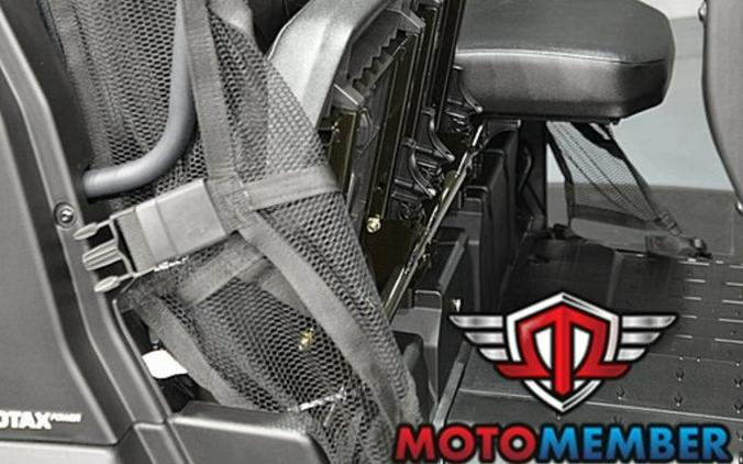 2026 Can-Am Defender MAX HD7