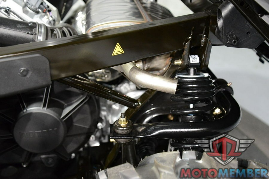 2026 Can-Am Defender MAX HD7