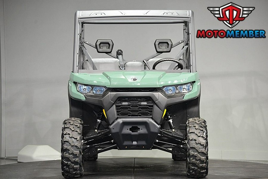 2026 Can-Am Defender MAX HD7