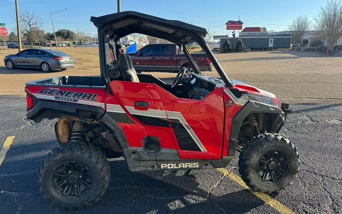 2019 Polaris® General® 1000 EPS White Lightning