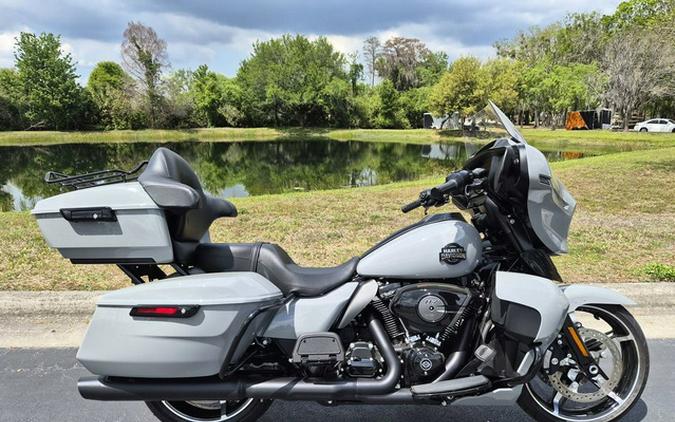 2025 Harley-Davidson FLHXU - Street Glide Ultra