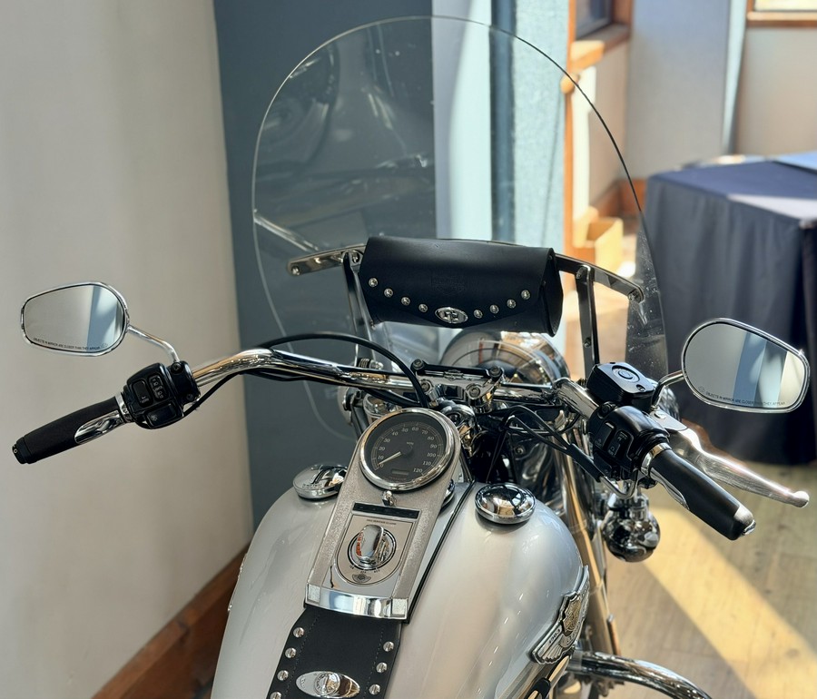 2003 Harley-Davidson FLSTC/FLSTCI Heritage Softail® Classic