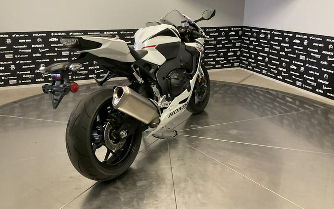 2025 HONDA CBR1000RR - 15828U