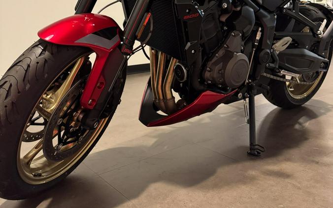2026 Triumph TRIDENT 800