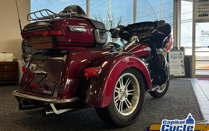 2016 Harley-Davidson® FLHTCUTG - Tri Glide® Ultra