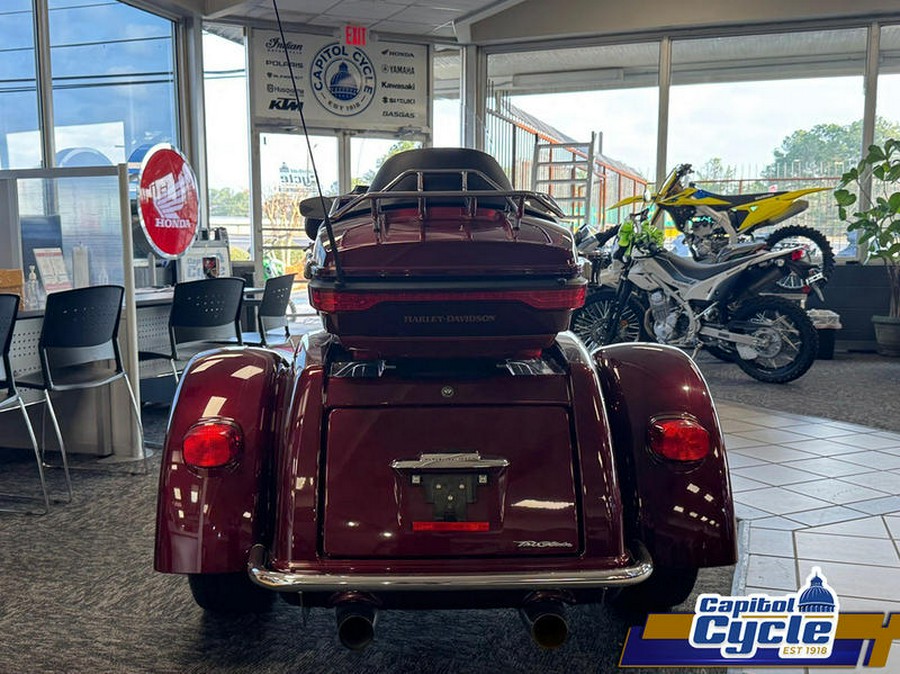 2016 Harley-Davidson® FLHTCUTG - Tri Glide® Ultra