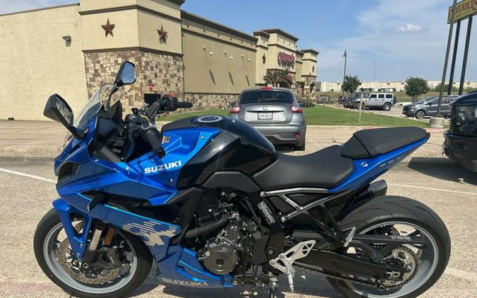 2024 Suzuki GSX 8R