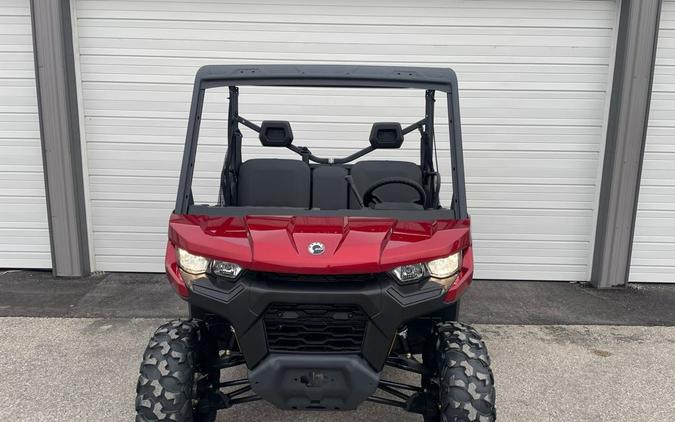 2024 Can-Am Defender DPS HD9 Red & Black