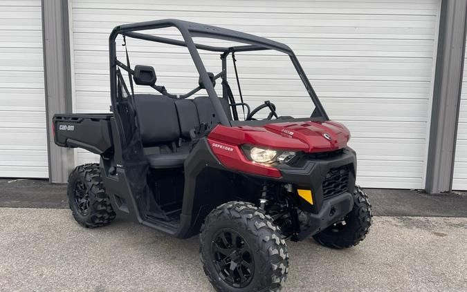 2024 Can-Am Defender DPS HD9 Red & Black