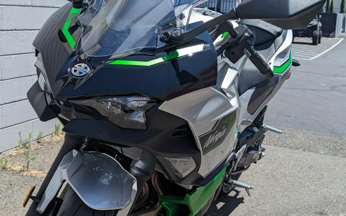 2024 Kawasaki Ninja 7 Hybrid ABS