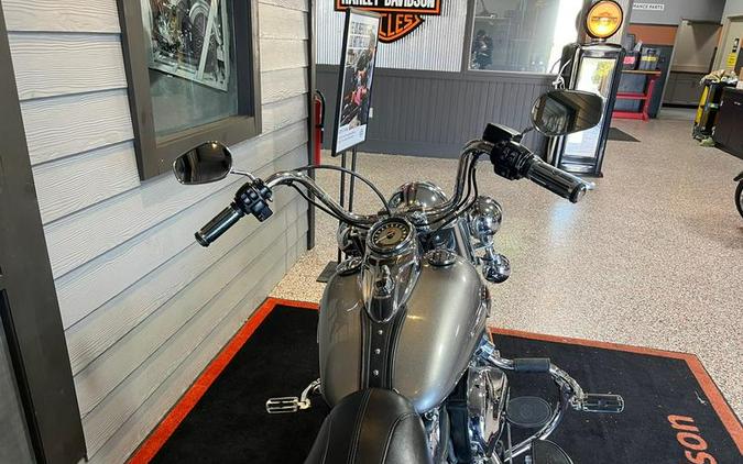 2016 Harley-Davidson® FLSTC - Heritage Softail® Classic