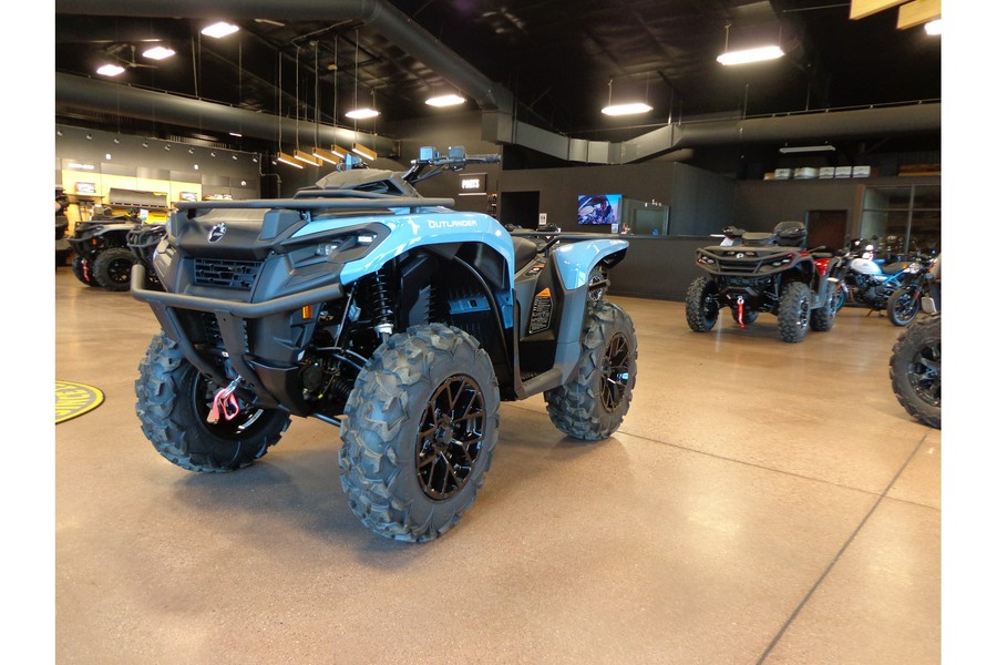 2026 Can-Am OUTLANDER XT 700