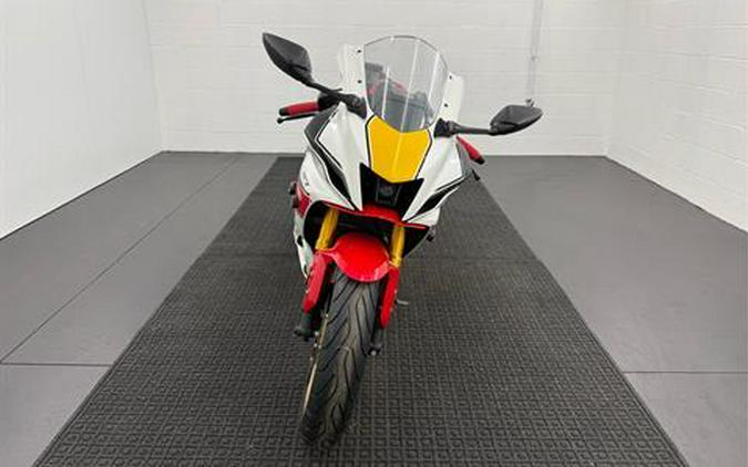 2022 Yamaha YZF-R7 World GP 60th Anniversary Edition